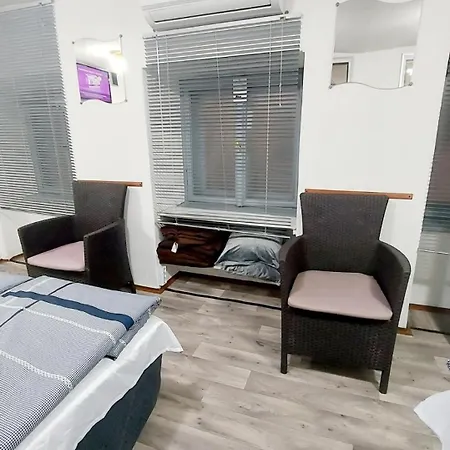 Eye Center شقة