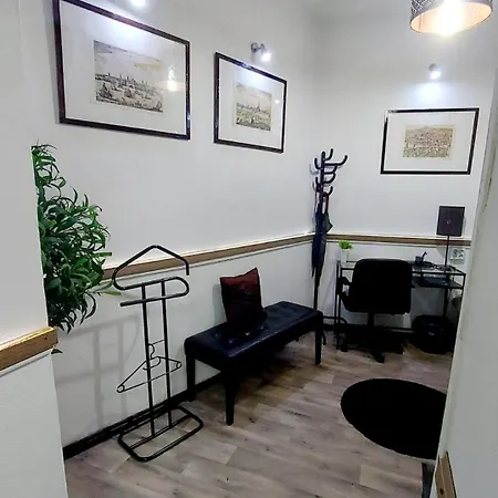 Eye Center شقة بودابست