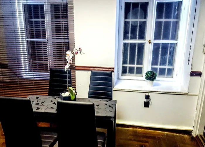 Apartament Eye Center *